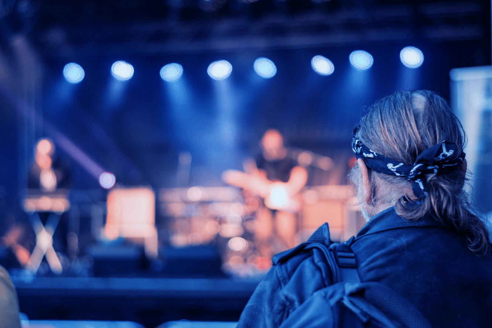 Image with Blue Concert Lightroom Preset applied.