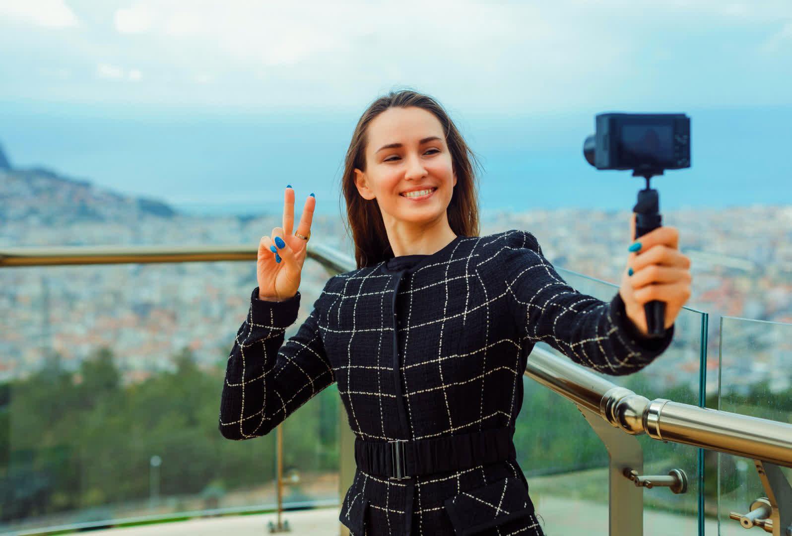 Image with Everyday Vlogger LUT applied.