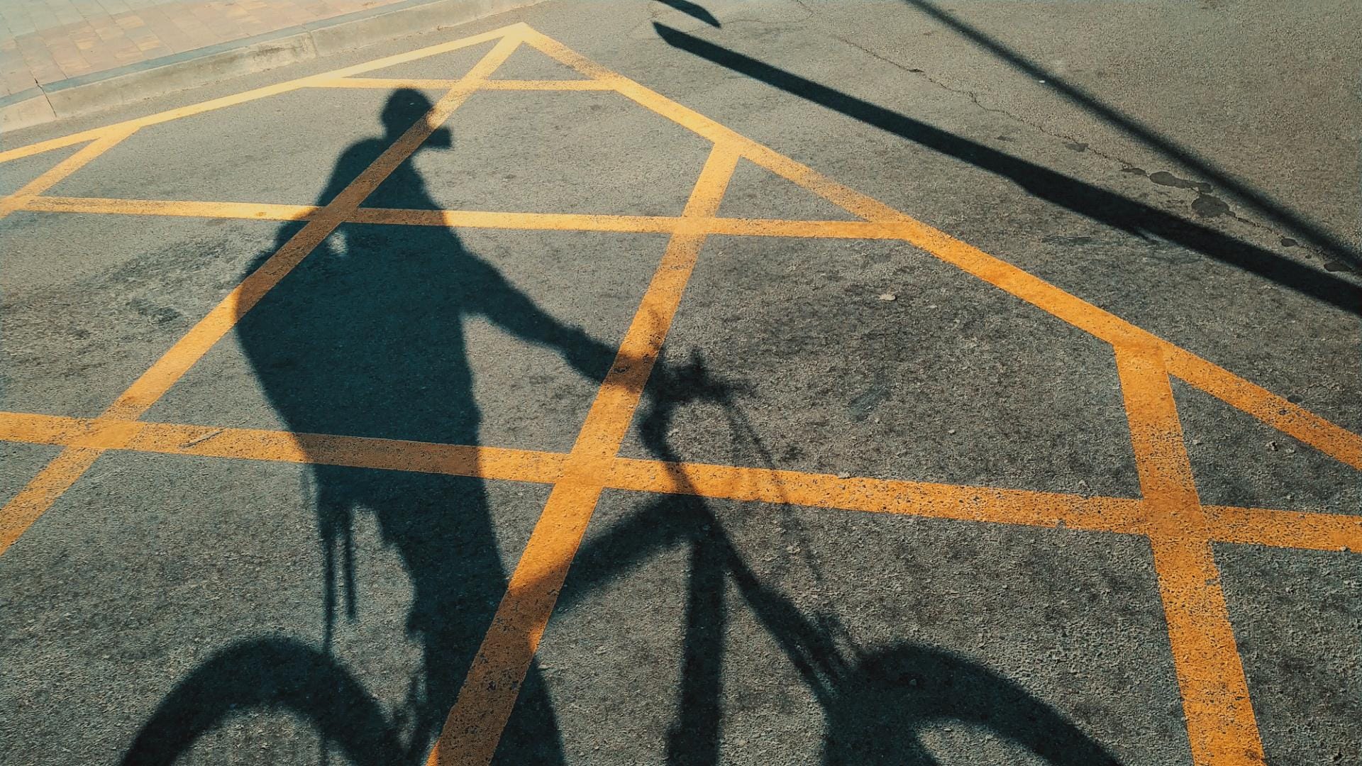 Image with Moody Yellow Lightroom Preset applied.