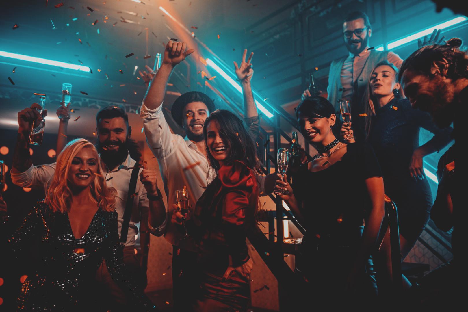 Image with Teal Orange Concert Lightroom Preset applied.